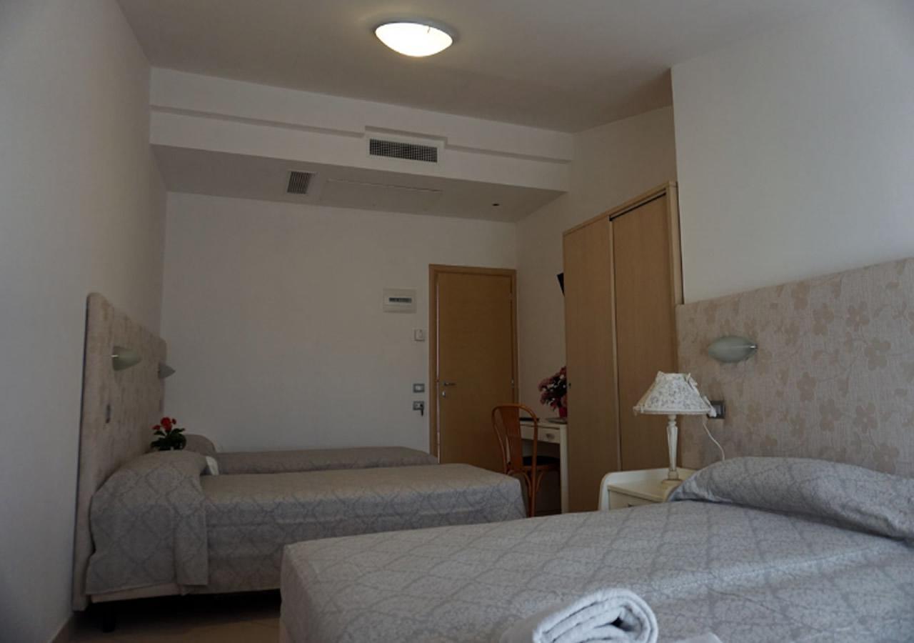 Hotel Croccia Accettura Kültér fotó